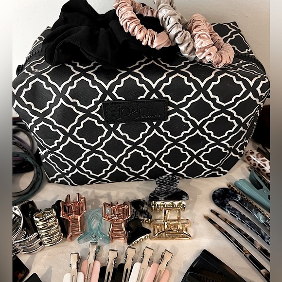 Hair package & free travel pouch - Picture 2 of 5